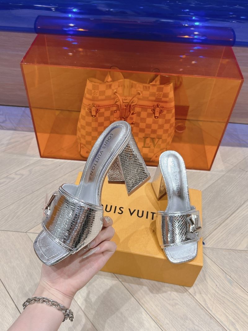 Louis Vuitton Slippers